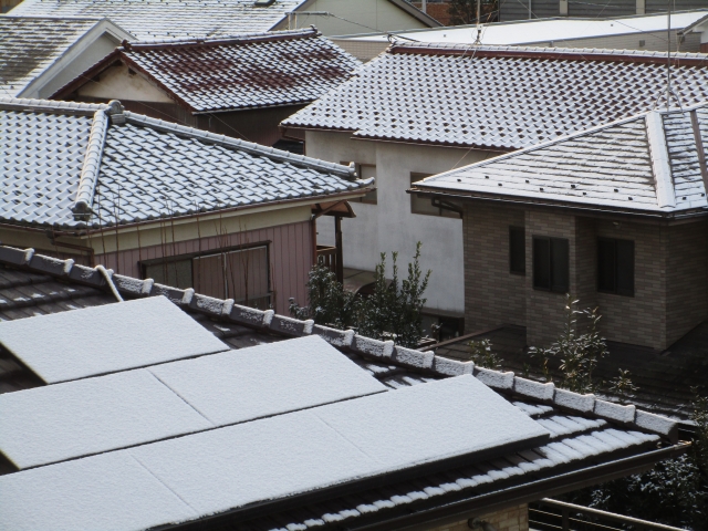 スレート屋根塗装で防水性を回復！耐蝕性を高めよう！