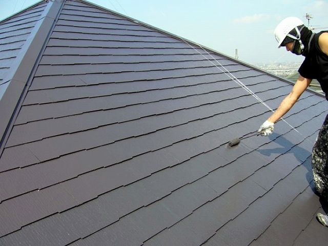 屋根塗り替え作業