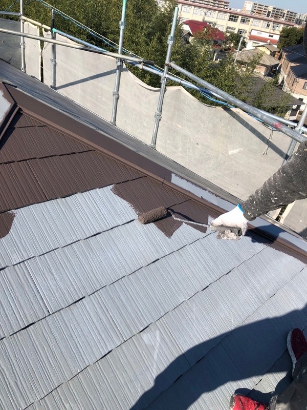築25年一軒家　はじめての屋根塗装もいよいよ完成です